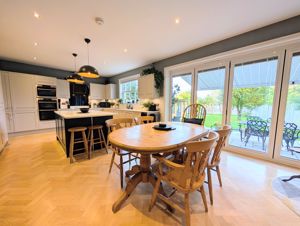 Photo 32- click for photo gallery